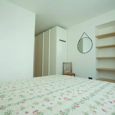 Apartmán Joivy Warm Flat For 4, With Parking In